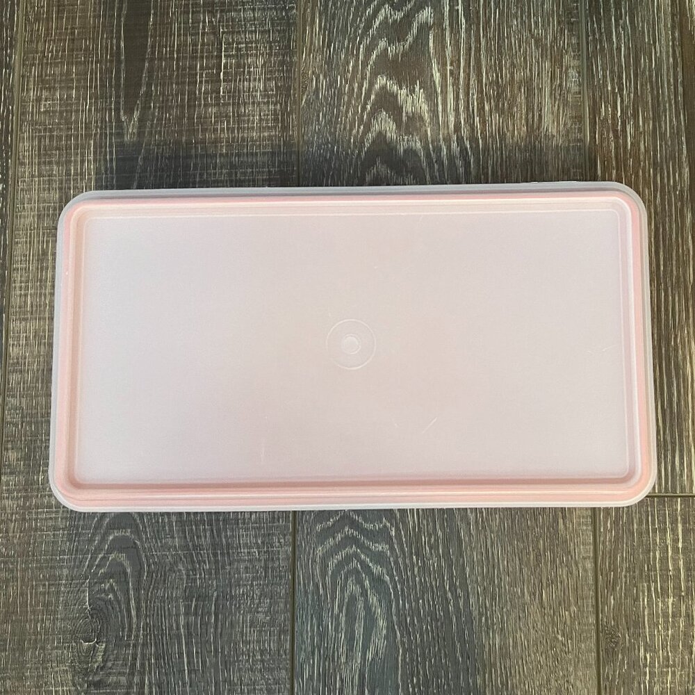 Tupperware Rectangular Container with Lid - Picture 3 of 10